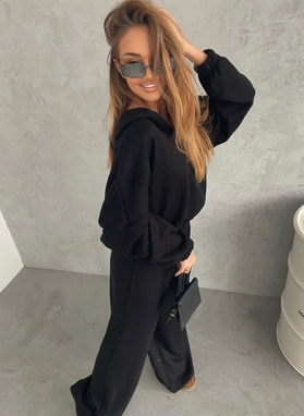 Czarny gładki komplet damski z wełną