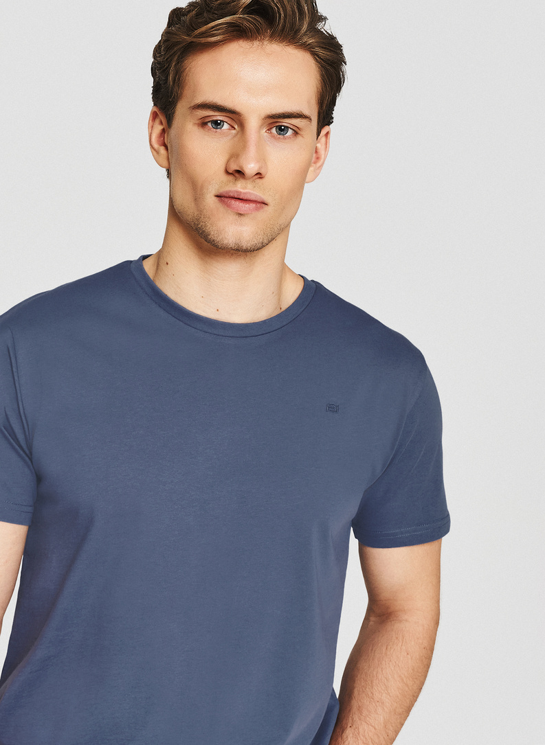 Bawełniany t-shirt męski w kolorze niebieskim
