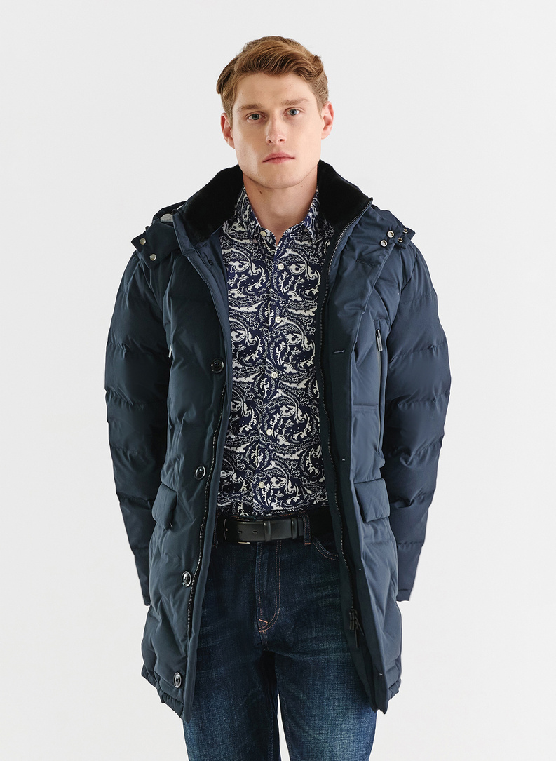 Granatowa pikowana kurtka z kapturem