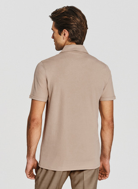 Beżowy t-shirt polo