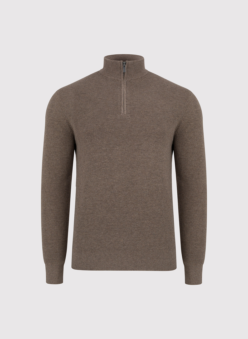 Brązowy sweter z rozpinaną stójką