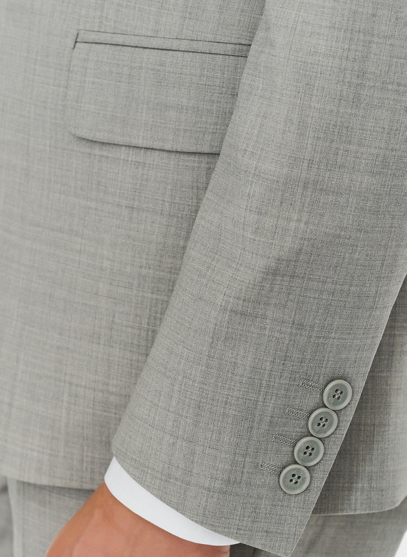 Męska marynarka garniturowa w odcieniu jasnoszarym