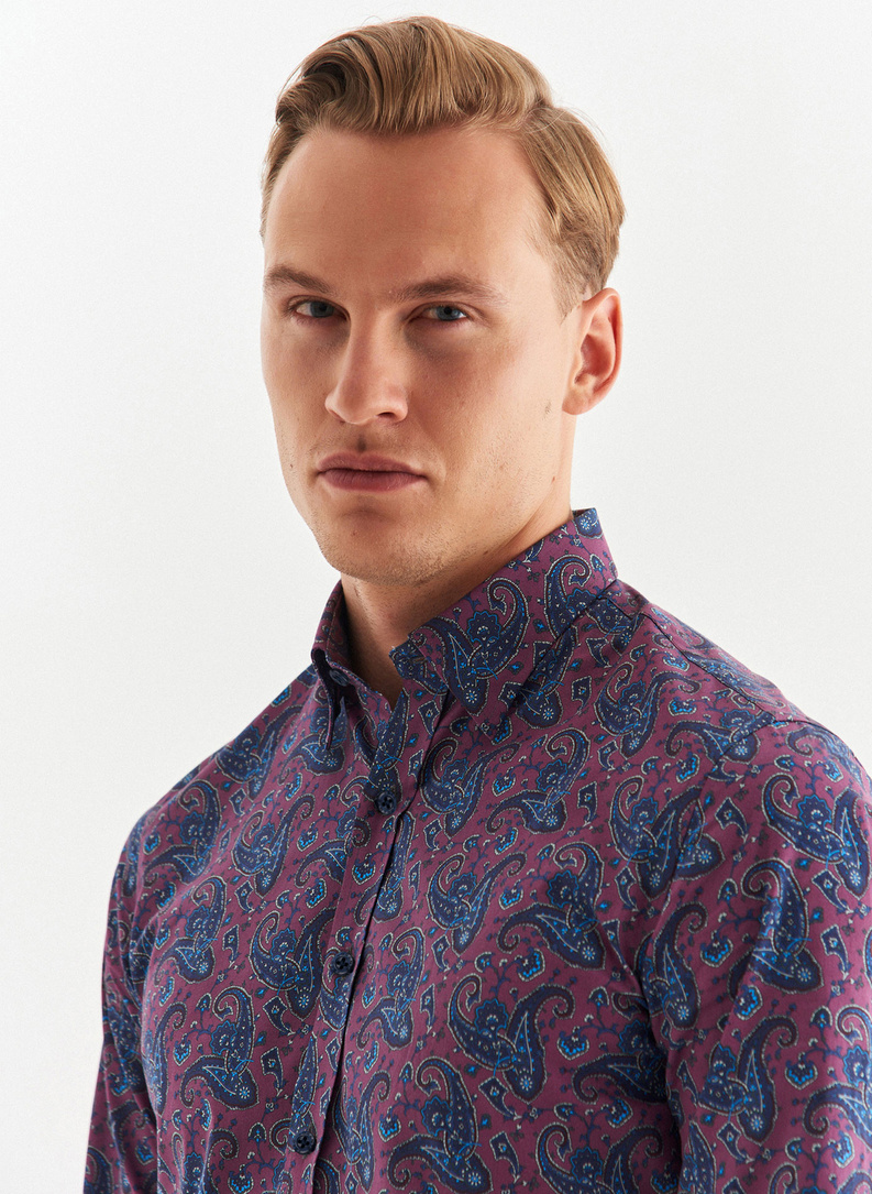 Fioletowa koszula we wzór paisley