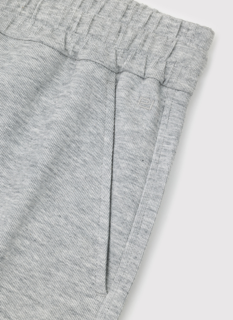 Szare szorty dresowe