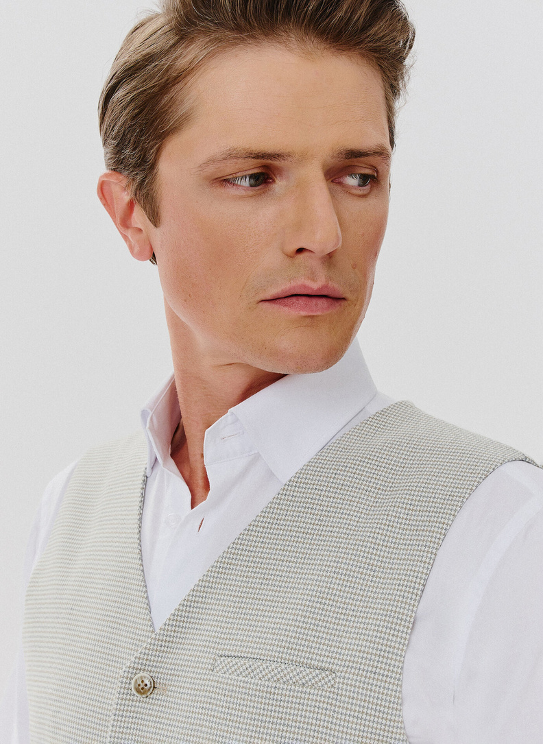 Jednorzędowa kamizelka męska w drobną kratę