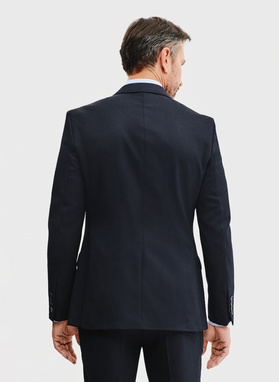 Gładki granatowy garnitur męski