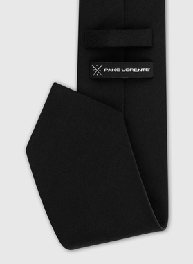 Czarny gładki krawat