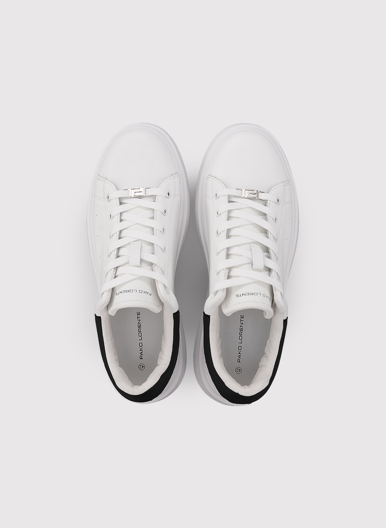 Białe sneakersy męskie