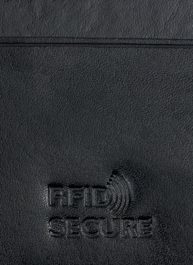 Czarne etui na karty