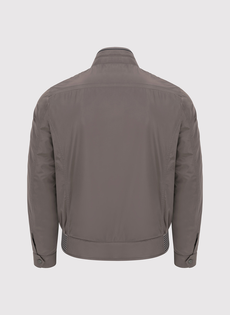 Jasnobrązowa krótka kurtka męska