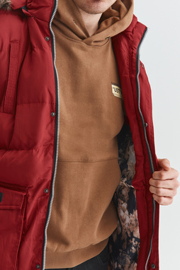 Czerwona męska kurtka z kapturem