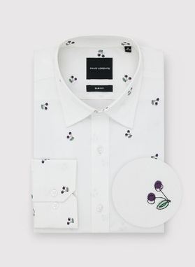 Biała koszula męska w wiśnie