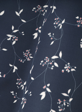 Granatowa poszetka w kwiaty