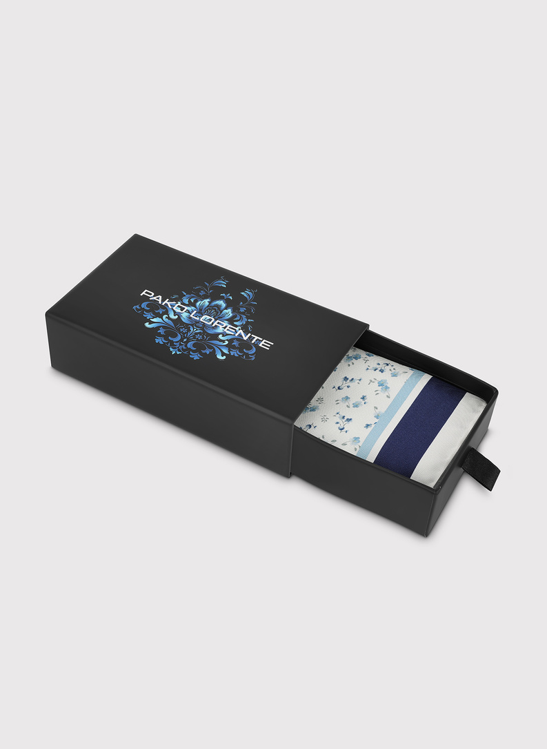 Biała poszetka męska w kwiatki