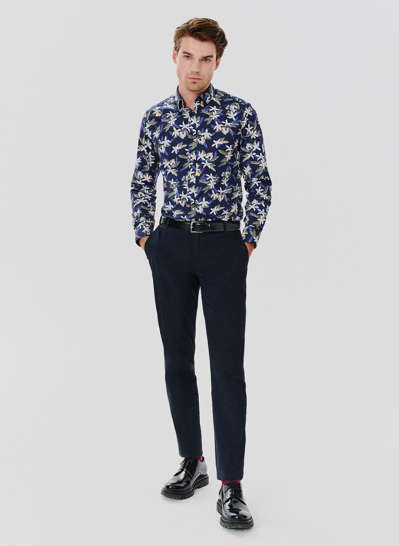 Granatowa koszula męska w kwiaty