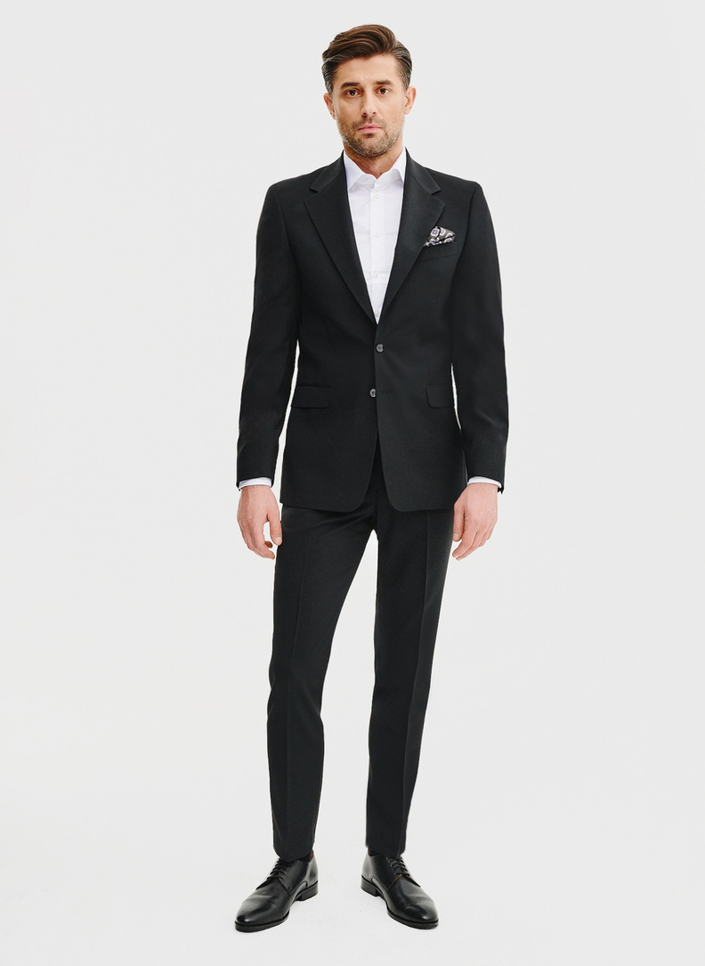 Wełniany czarny garnitur męski