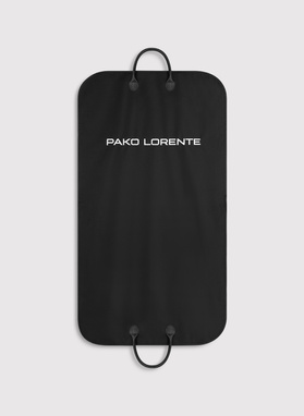 Czarny pokrowiec na garnitur P25SF-UP-001-C-0