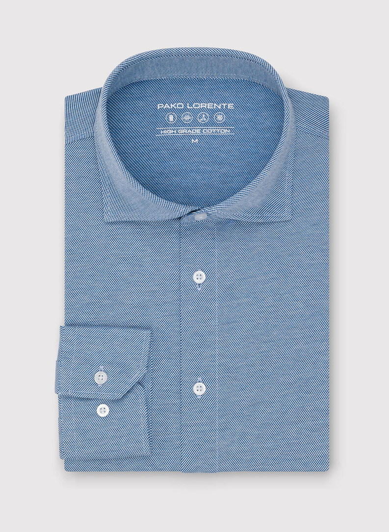 Jasnoniebieska dzianinowa koszula męska