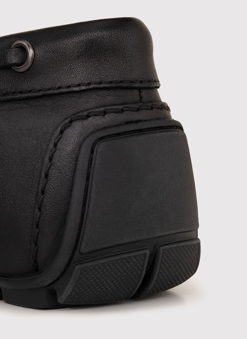 Czarne skórzane mokasyny męskie