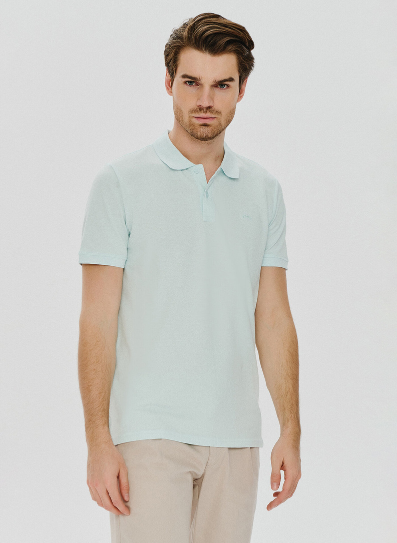 Gładki t-shirt polo w niebieskim kolorze