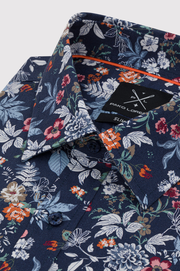 Granatowa koszula w kolorowy wzór