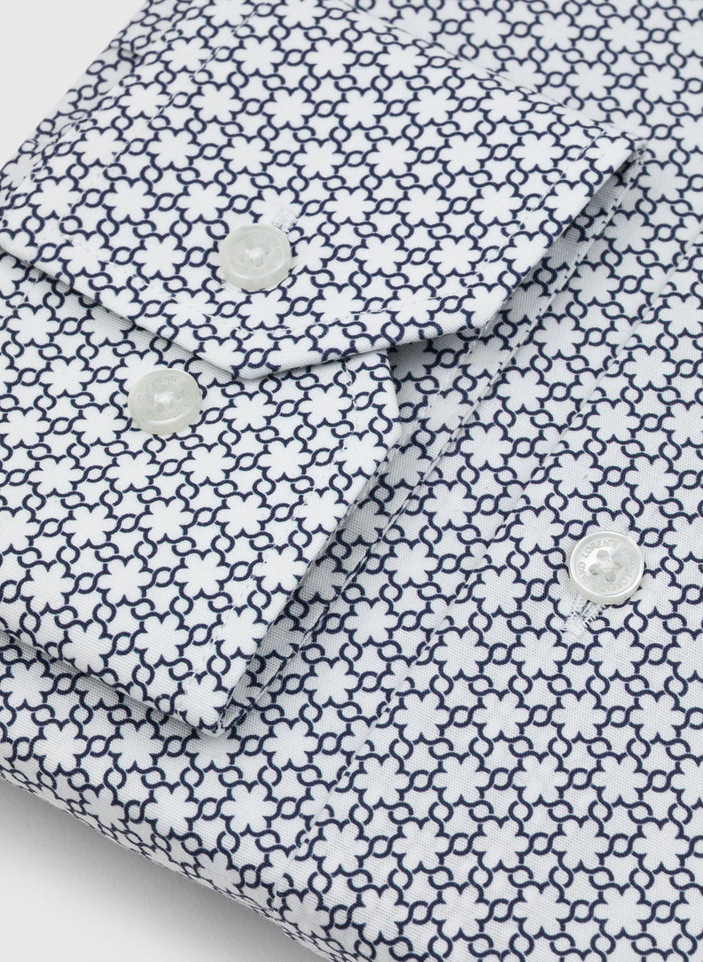 Biała koszula męska w granatowy wzór 