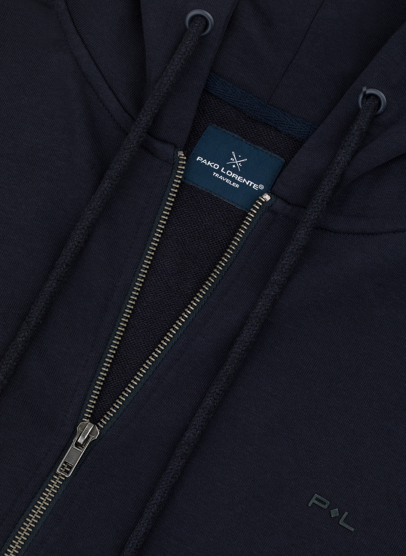 Rozpinana bluza dresowa w granatowym kolorze