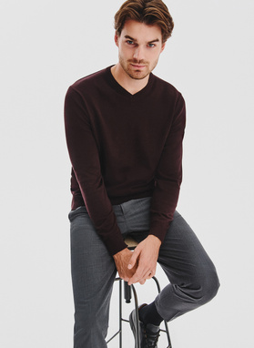 Brązowy sweter męski v-neck