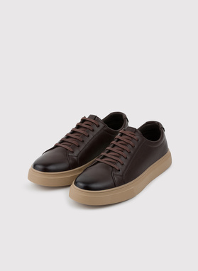 Brązowe sneakersy męskie