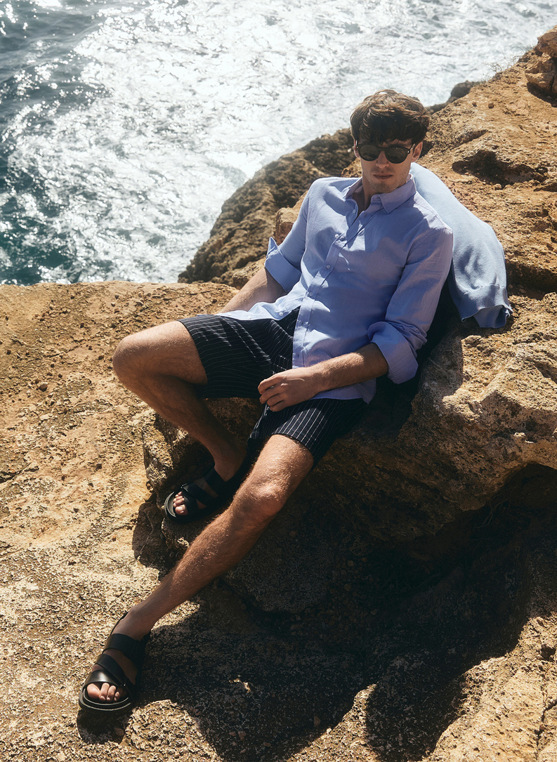 Błękitna koszula z lnu i bawełny