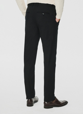 Gładkie spodnie męskie w kolorze czarnym