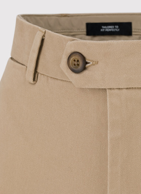 Beżowe spodnie chino z bawełną