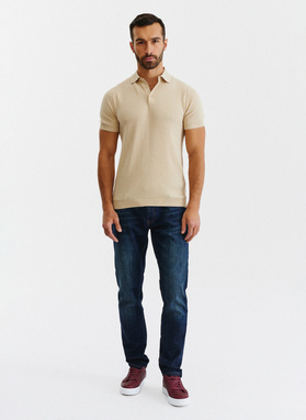 T-shirt polo o ciekawej fakturze w kolorze ecru