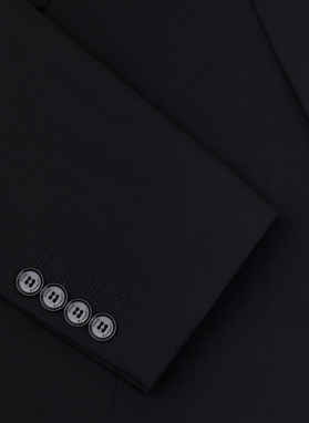 Czarny męski garnitur