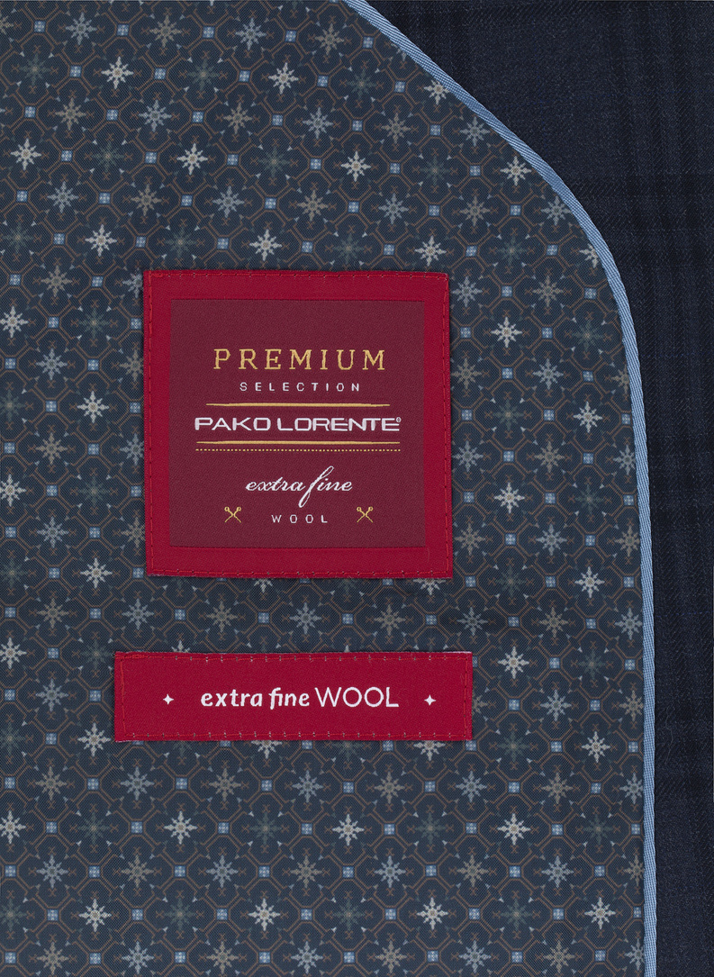 Wełniany granatowy garnitur w kratkę