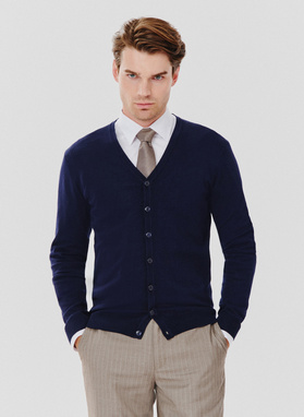 Męski kardigan w kolorze granatowym