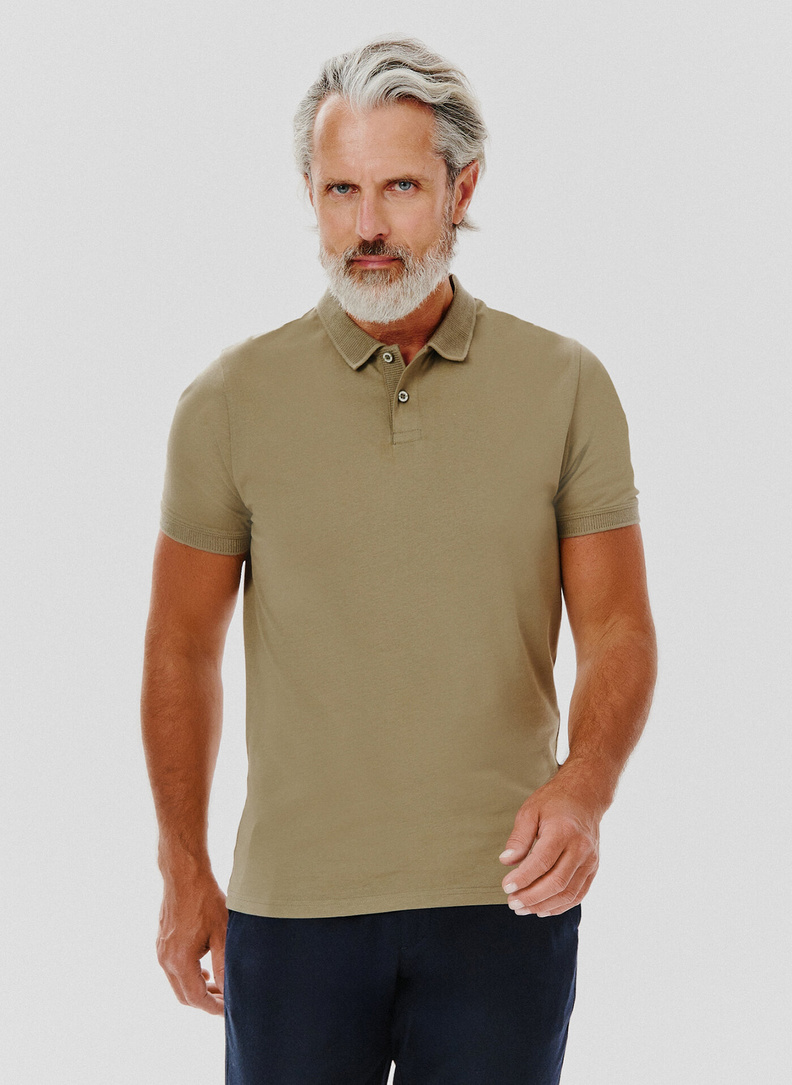 Gładki bawełniany t-shirt polo w kolorze zielonym