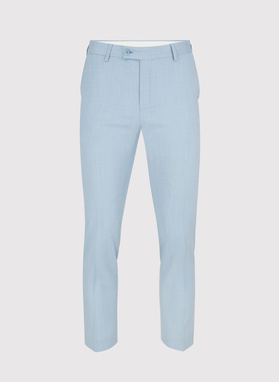 Dwuczęściowy błękitny garnitur męski