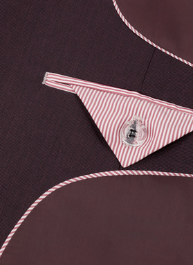 Dwuczęściowy garnitur męski w kolorze burgundowym