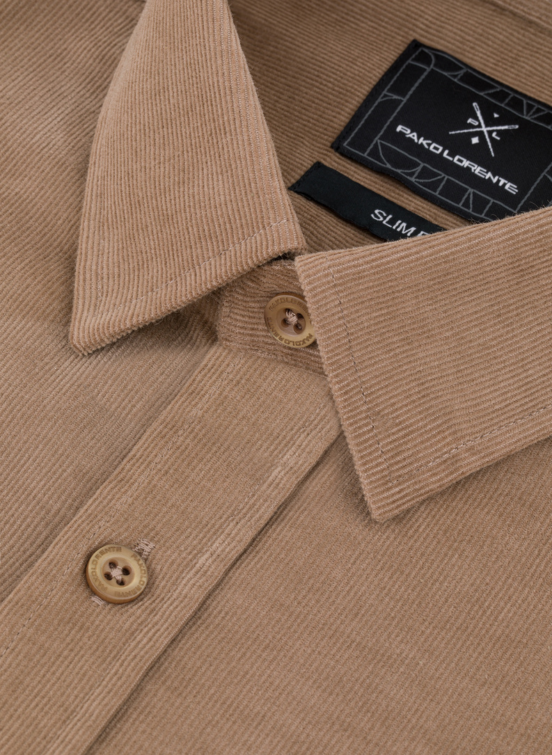 Sztruksowa koszula męska w kolorze beżowym