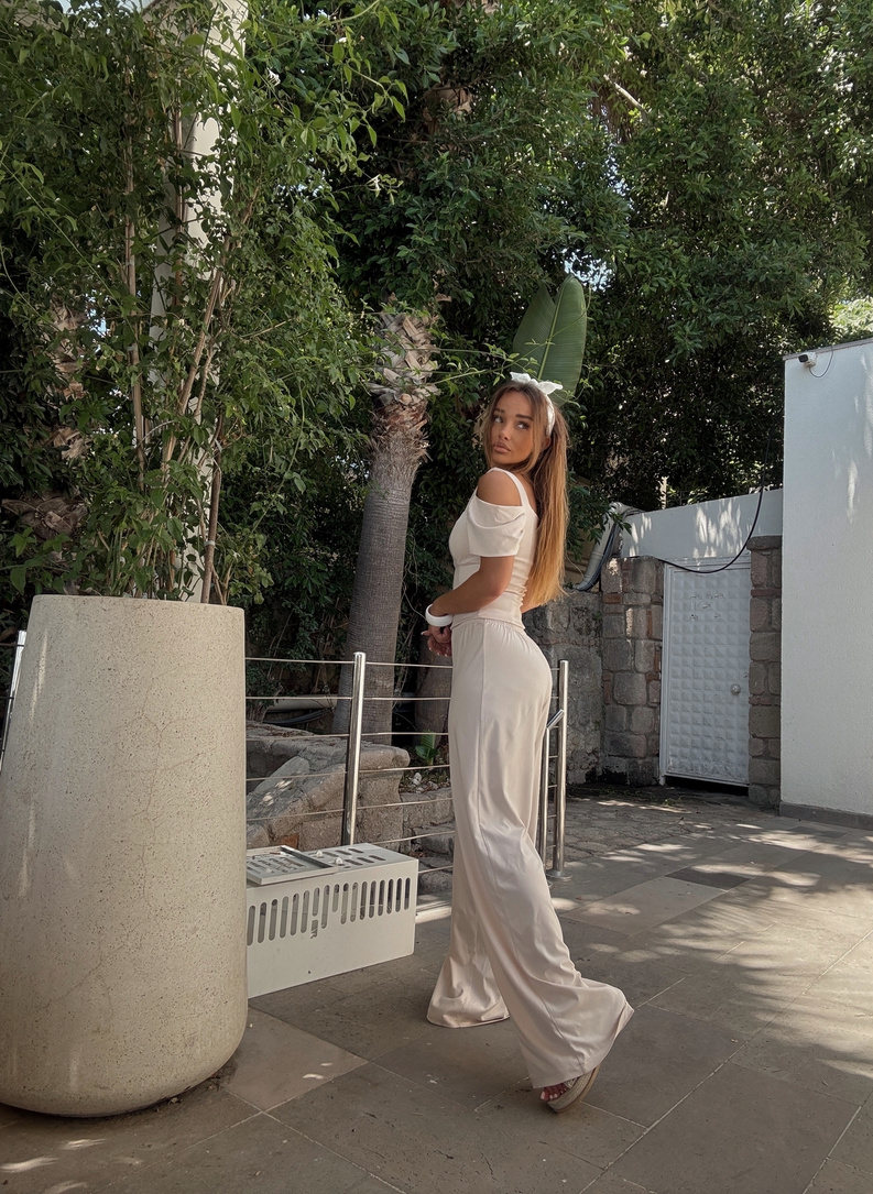 Bluza Phuket + szerokie spodnie - jasny beż