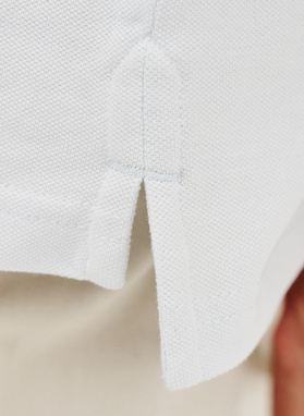 T-shirt polo w kolorze jasnoniebieskiem