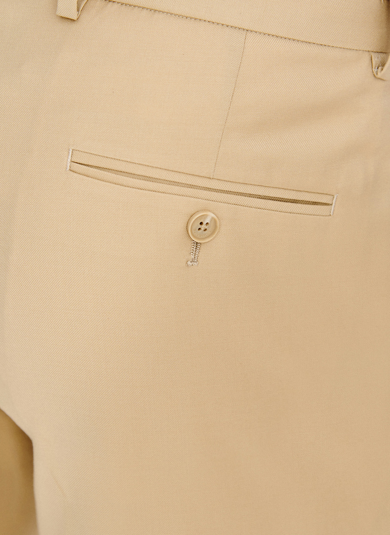 Ślubny wełniany garnitur męski