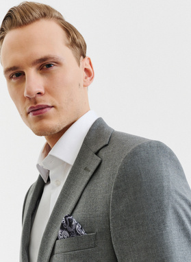 Gładki szary garnitur męski