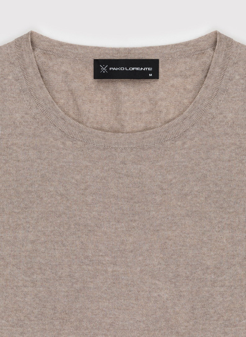 Beżowy sweter męski z wełny merino