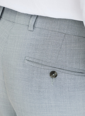 Ślubny szary garnitur męski