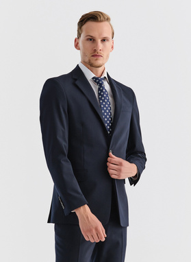 Gładka granatowa marynarka garniturowa