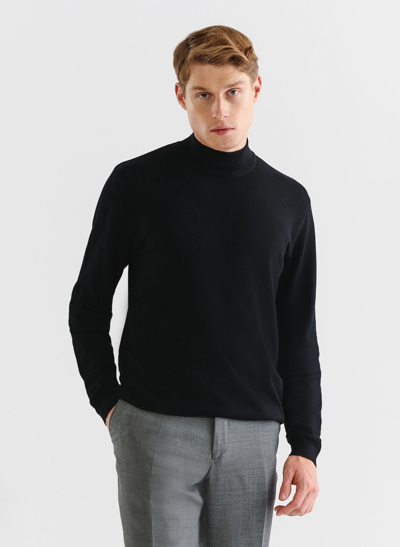 Czarny gładki półgolf męski