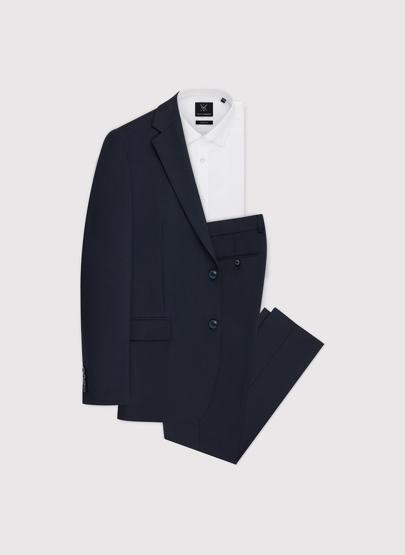 Gładki granatowy garnitur męski