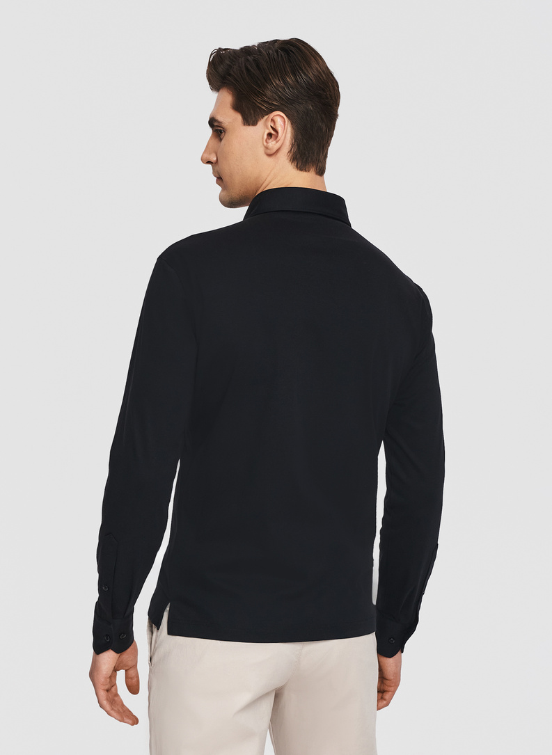 Czarna dzianinowa koszula męska